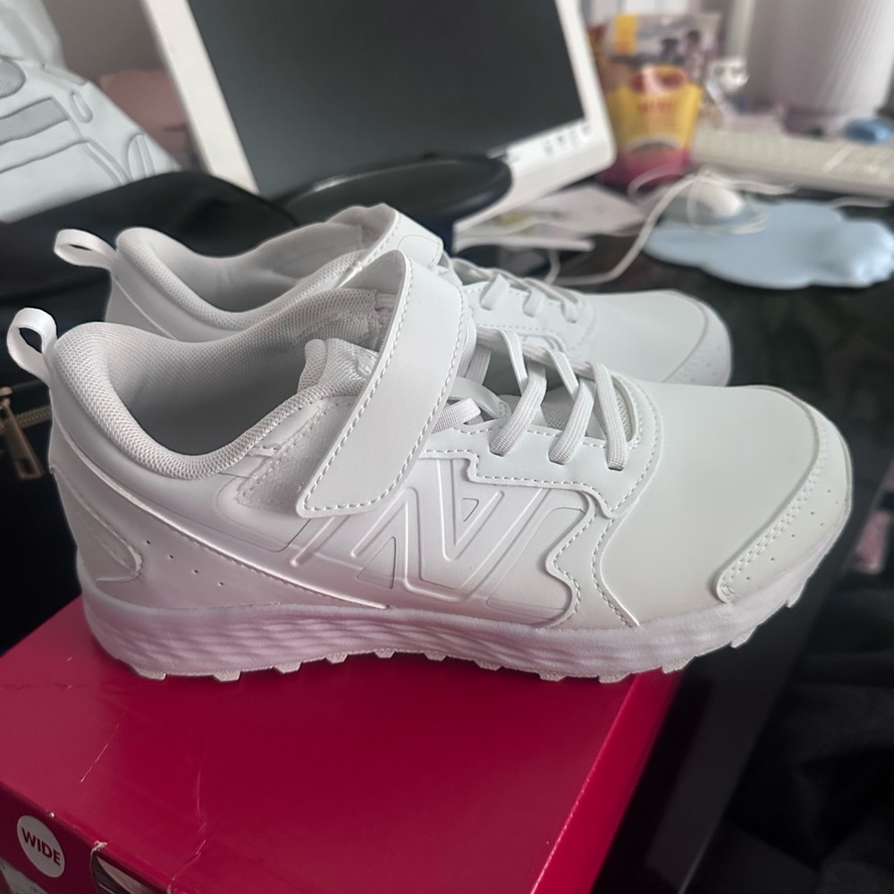 New Balance Fresh Foam 650v1 White Sneakers